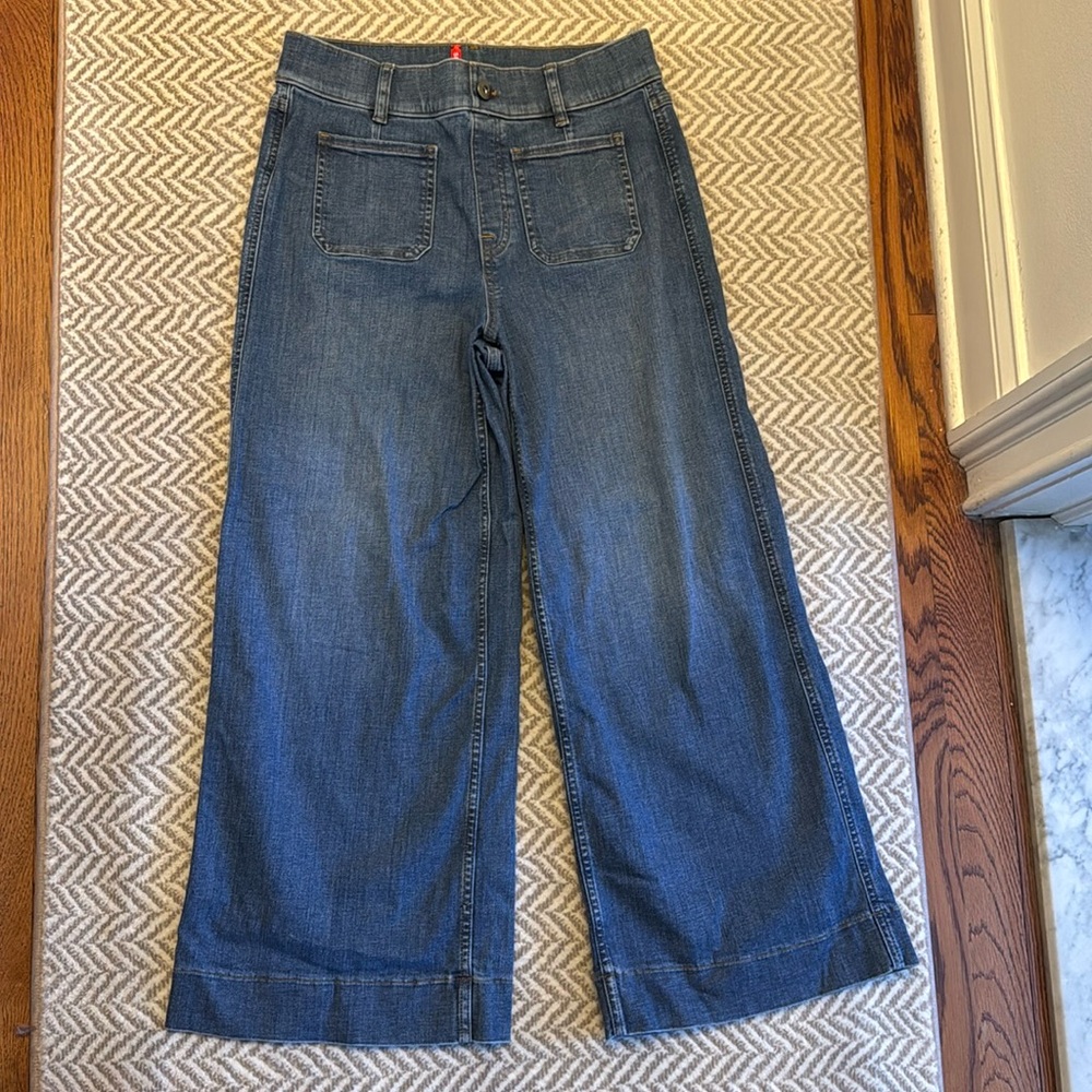 EUC Spanx Cropped Wide Leg jeans, Medium